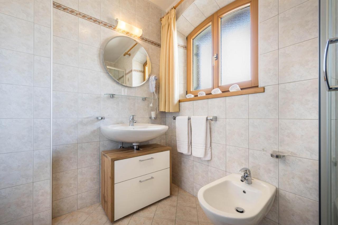 Manuel'S App Watschinger -Edelweiss Apartment Sexten Екстериор снимка